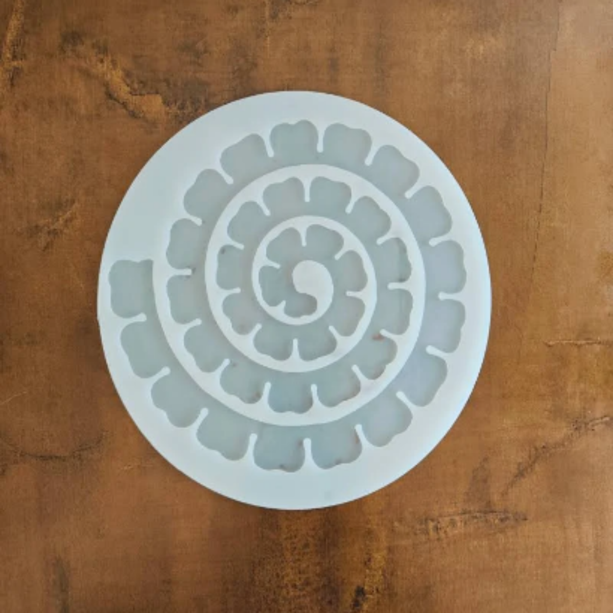 Lagecy Resin art (43) LC203 10” Round 3DFlower Silicone Mould - Image 1