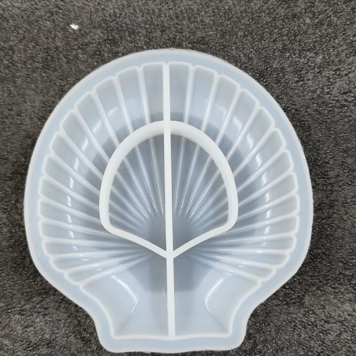 Lagecy Resin art (79) LC164 Sea Shell Dish Mould - Image 1