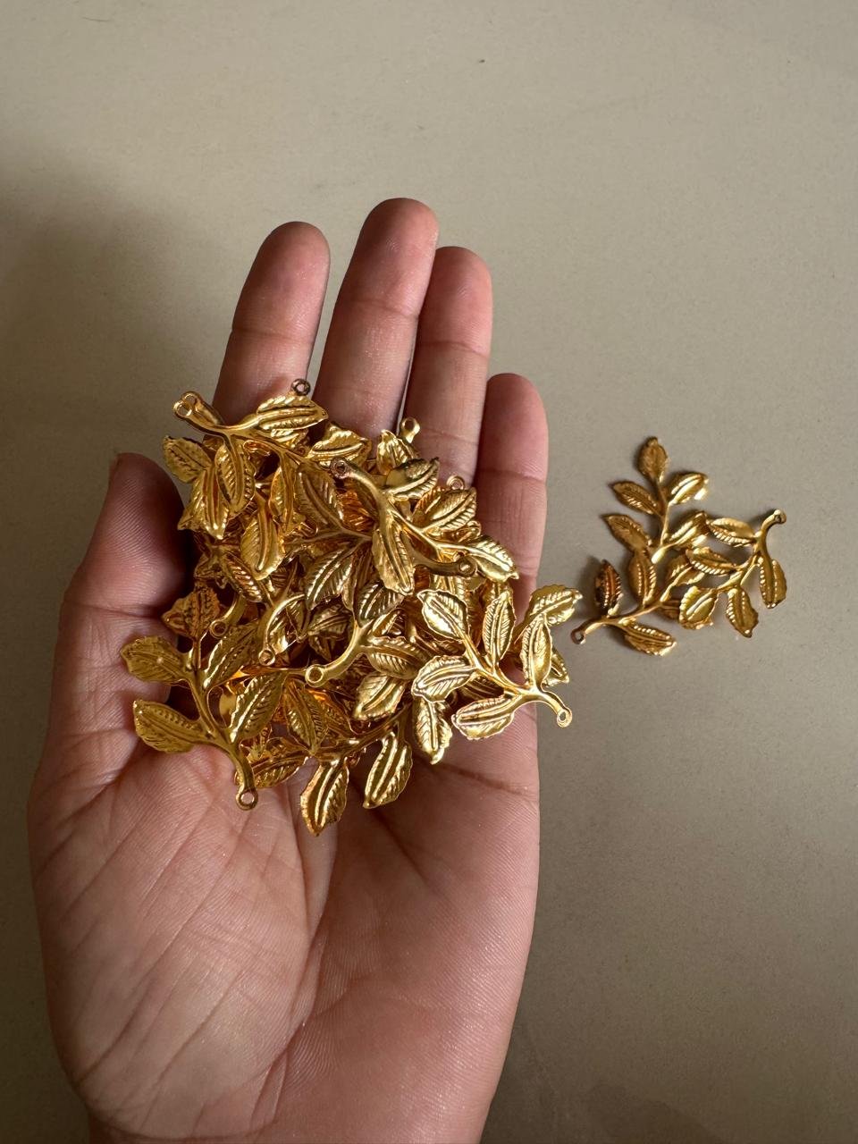 WhatsApp Image 2026-08-18 at 5.02.05 PM LG39 Metal Leaf Pack For Decoration - Image 1